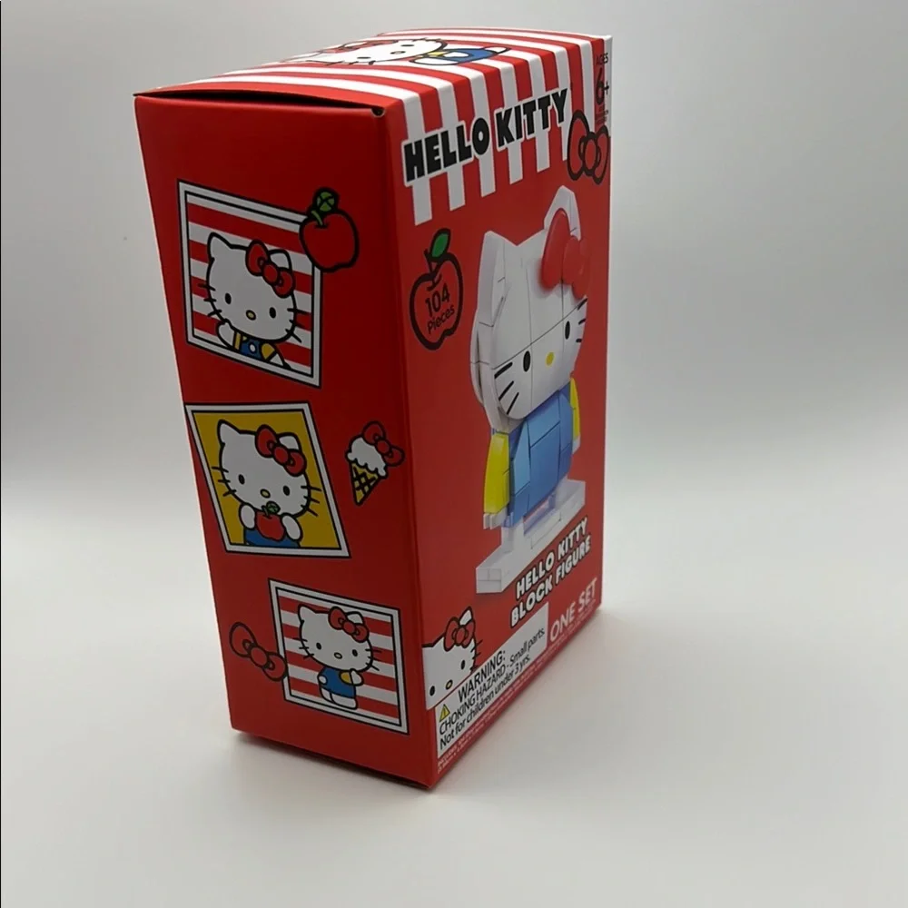Hello Kitty Red and Blue Building Blocks Set